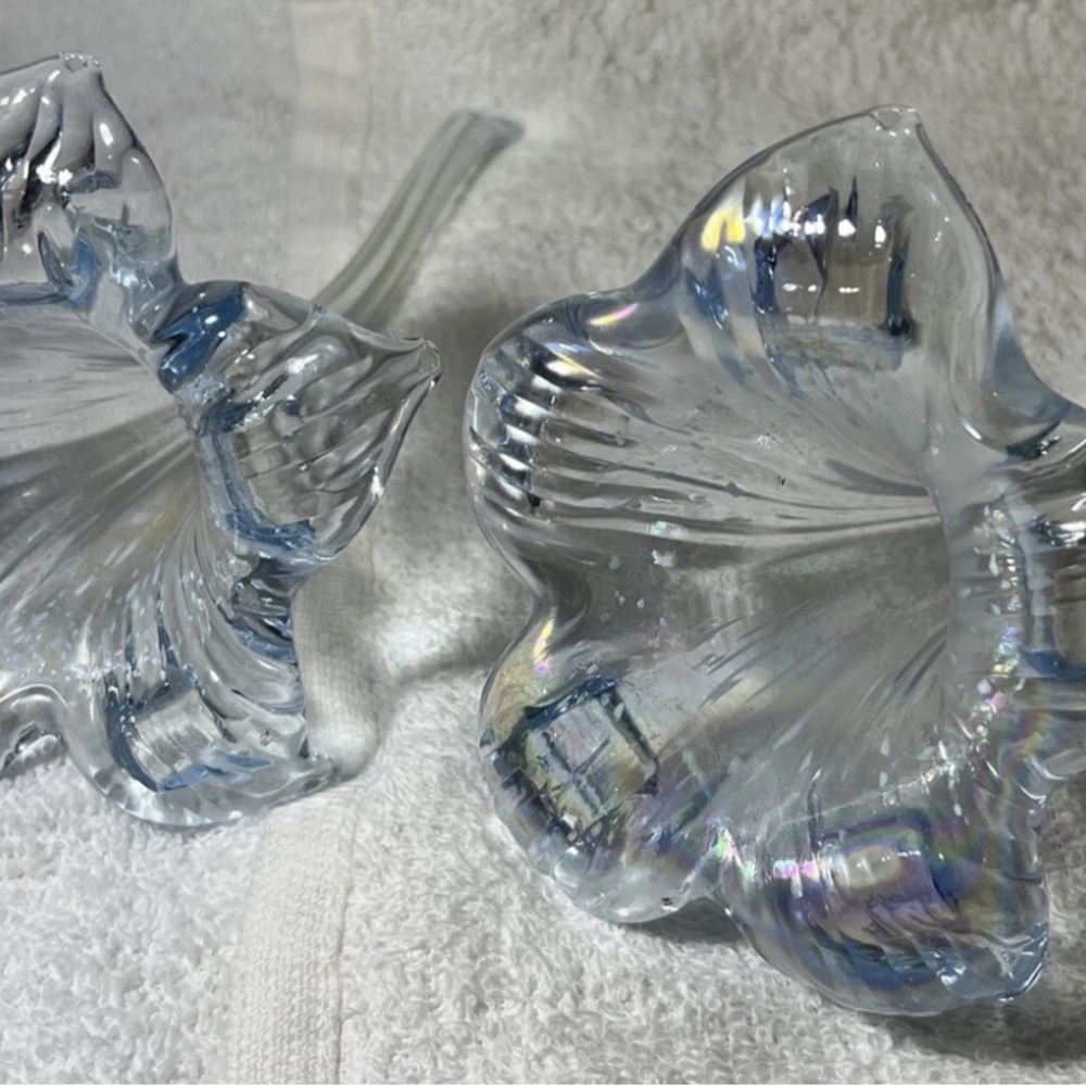 2 Studio Art Hand Blown Glass Bud Vases Floral Shape 7.5" 1 Color Iridescent